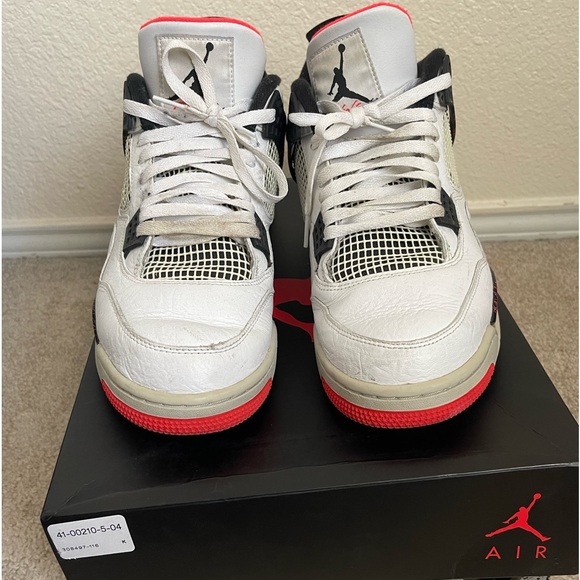 Air Jordan 4 Retro ‘Pale Citron’ - Size Men’s 13 - Picture 6 of 9